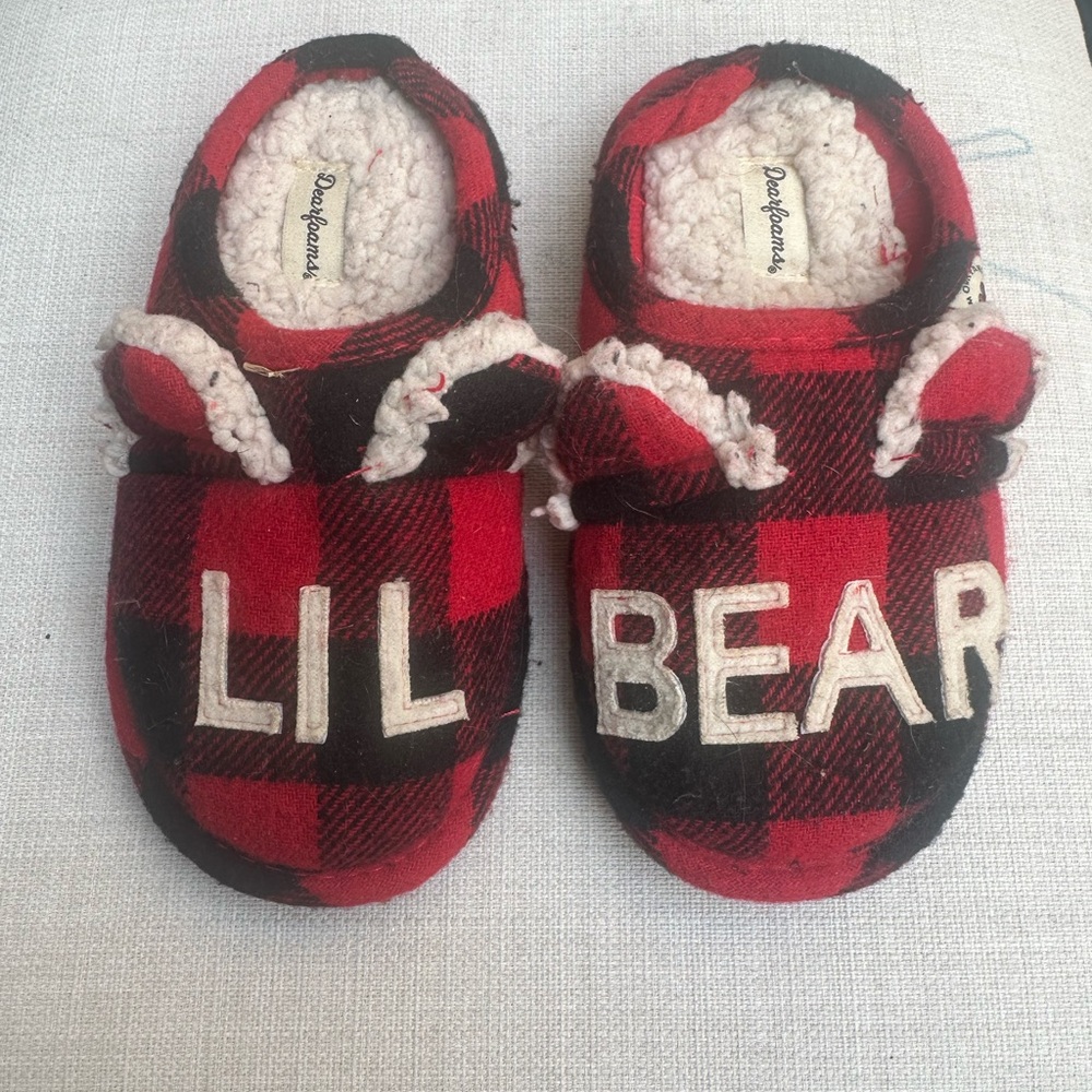 Dearfoams Red and Black Plaid Kid Slippers